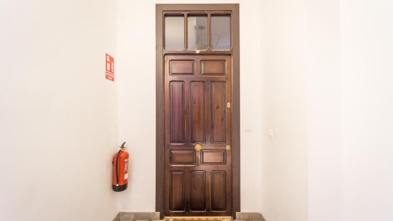 Acogedor Apartamento En Pleno Centro De Sevilla Extérieur photo